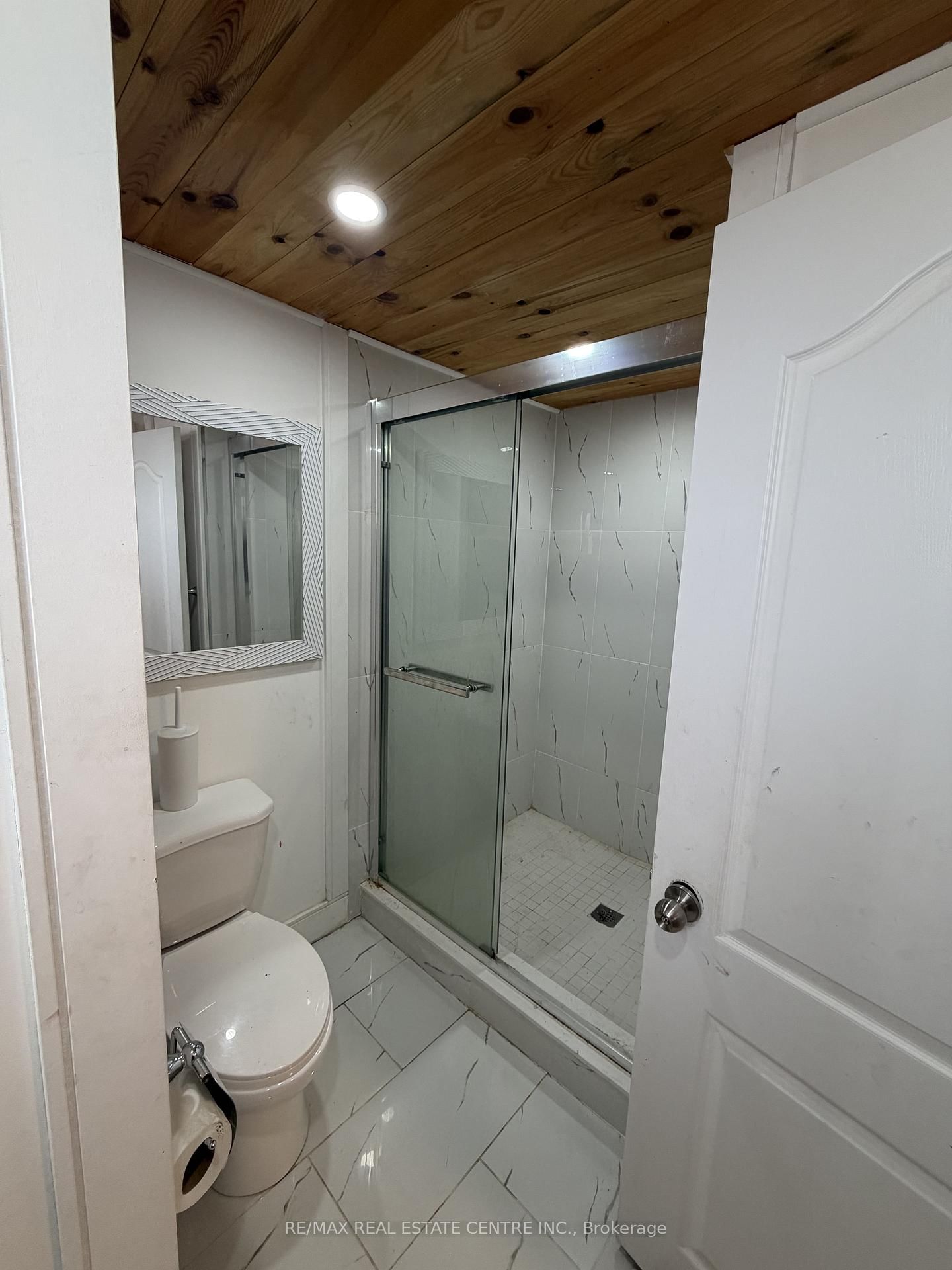 35 Lakeside Avenue • Meaford, ON photo 22