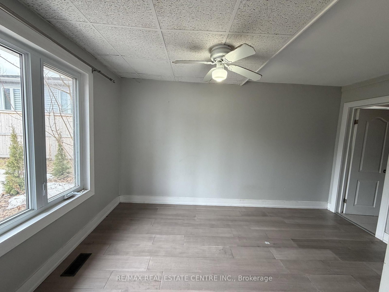 35 Lakeside Avenue • Meaford, ON photo 25