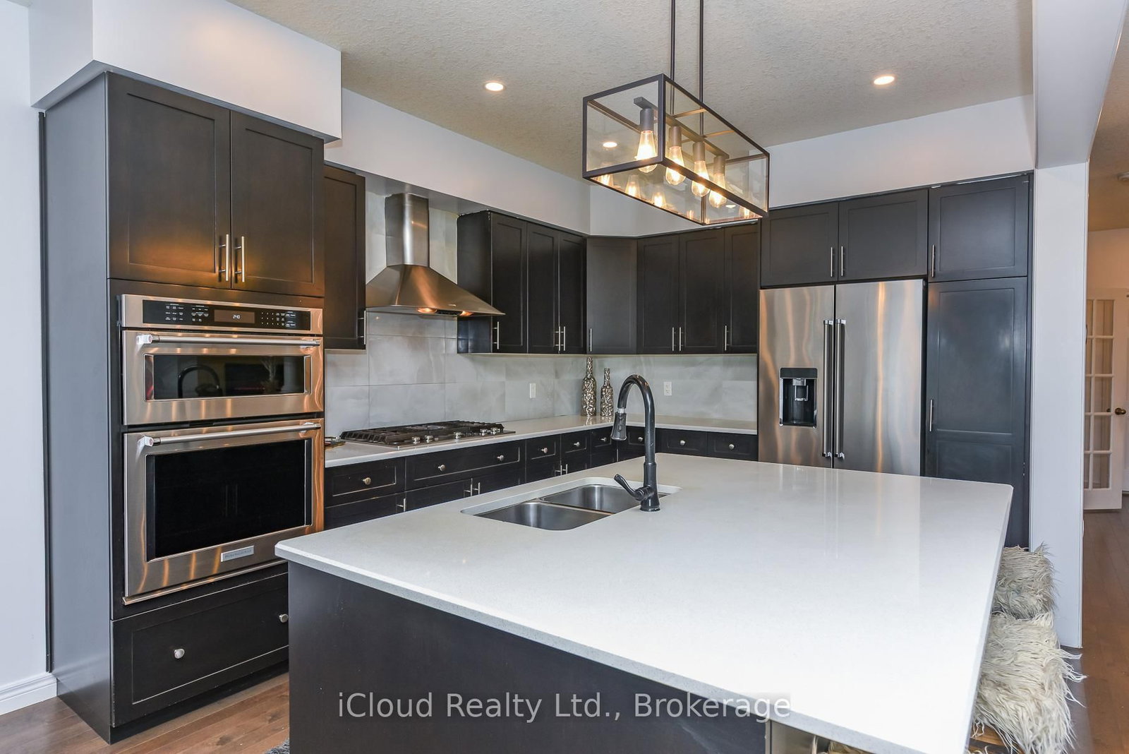 132 Drone Crescent • Guelph, ON photo 19