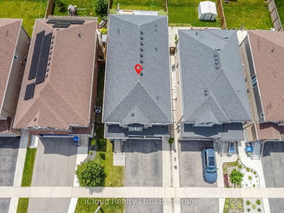 132 Drone Crescent • Guelph, ON photo 3