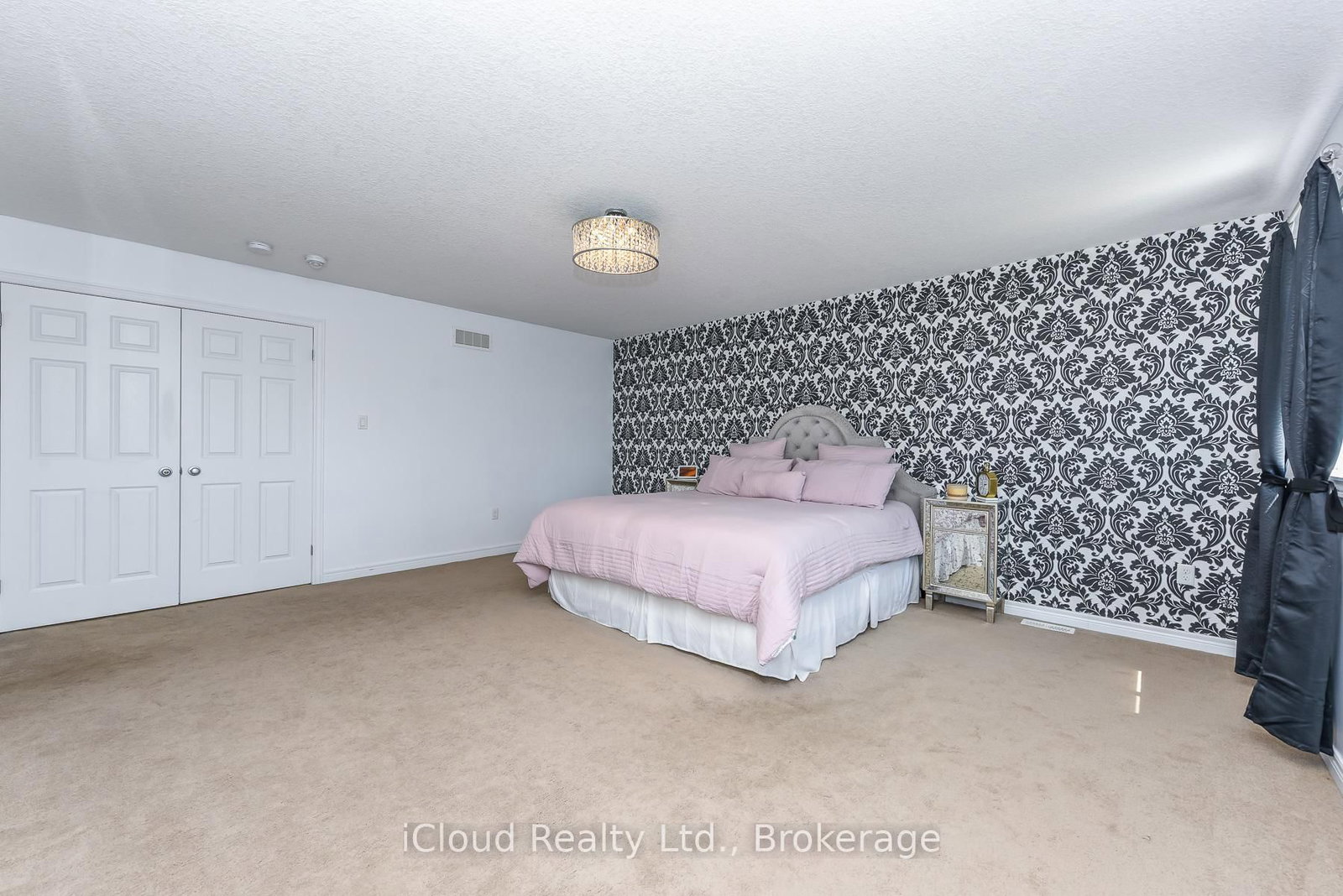 132 Drone Crescent • Guelph, ON photo 34