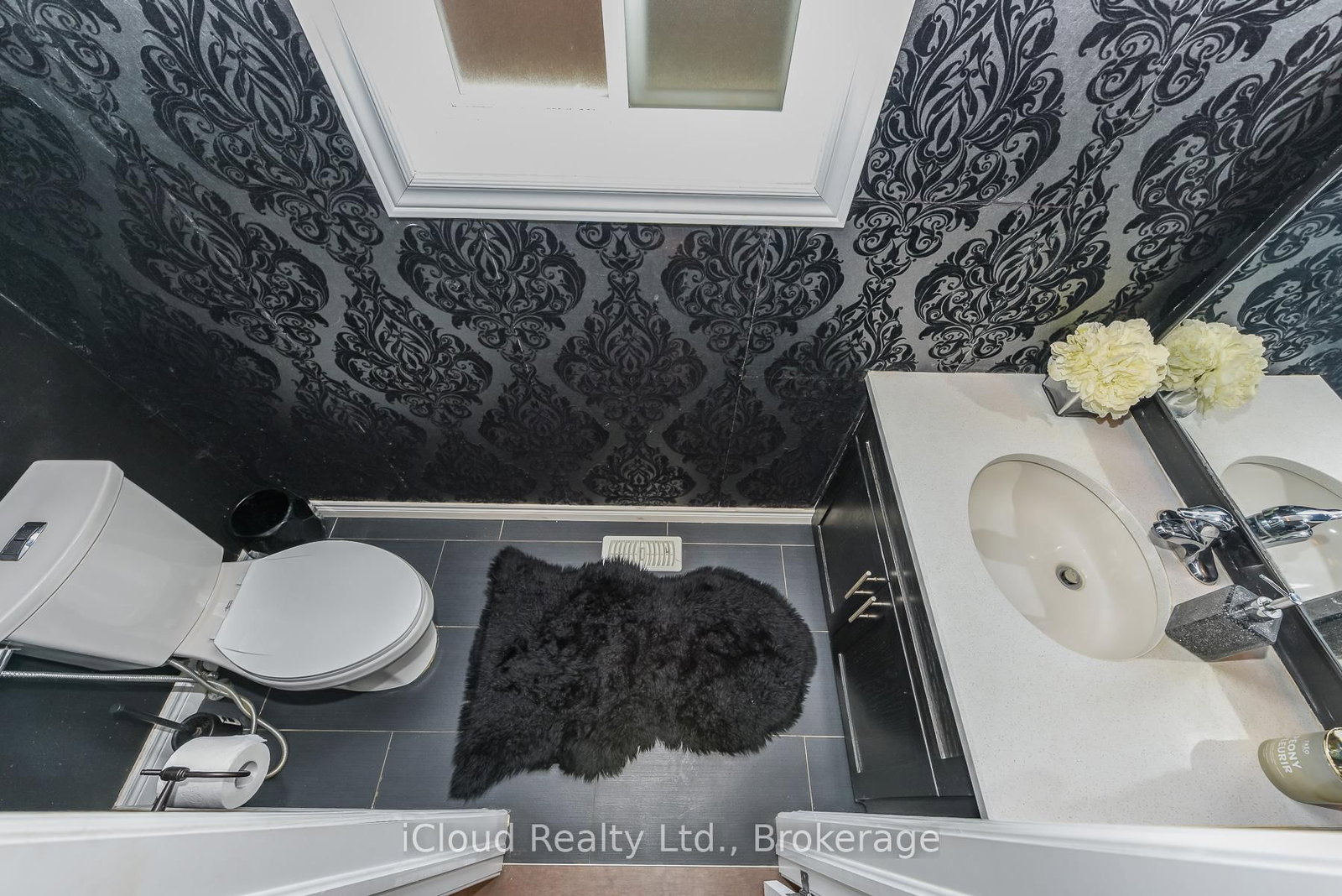 132 Drone Crescent • Guelph, ON photo 8