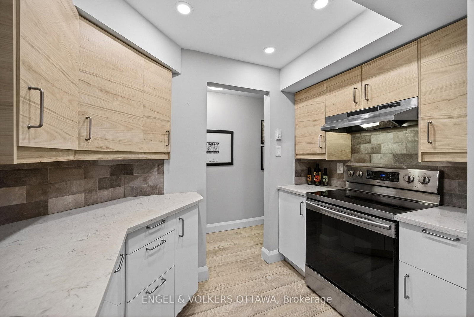 35 Robinson Avenue • #B • Ottawa, ON photo 12
