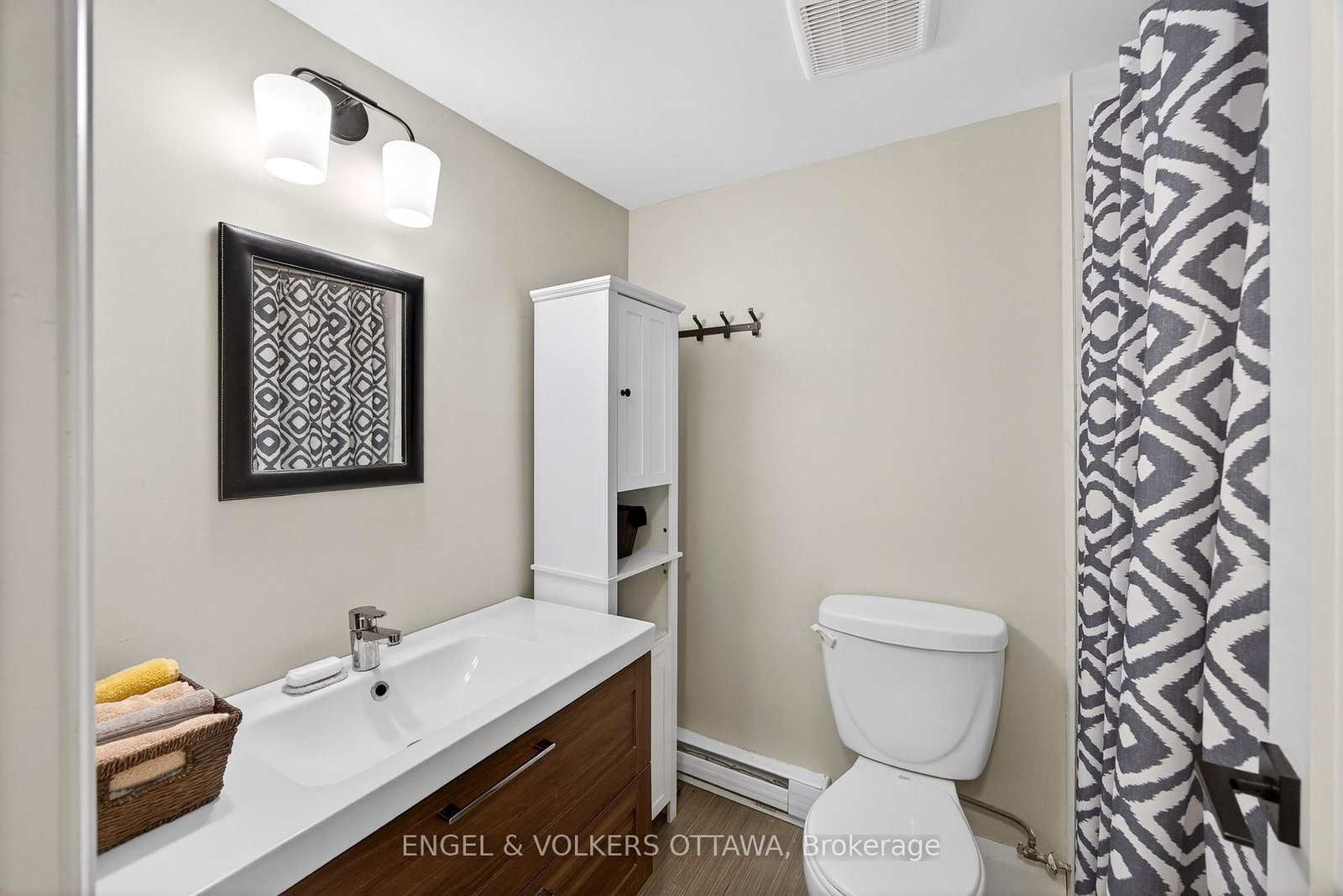 35 Robinson Avenue • #B • Ottawa, ON photo 16