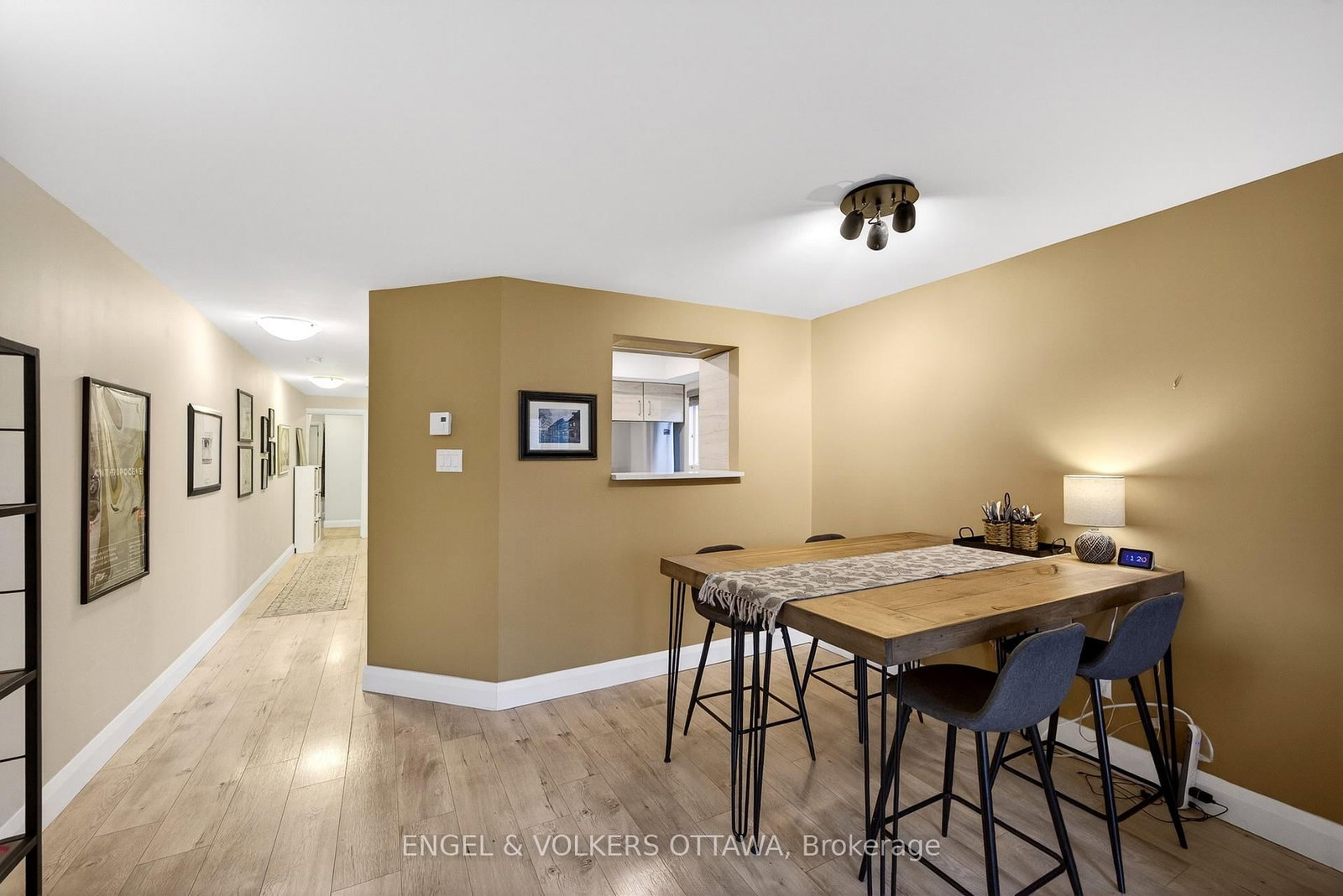 35 Robinson Avenue • #B • Ottawa, ON photo 5