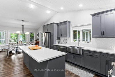 1010 Leblanc Trail — photo 4