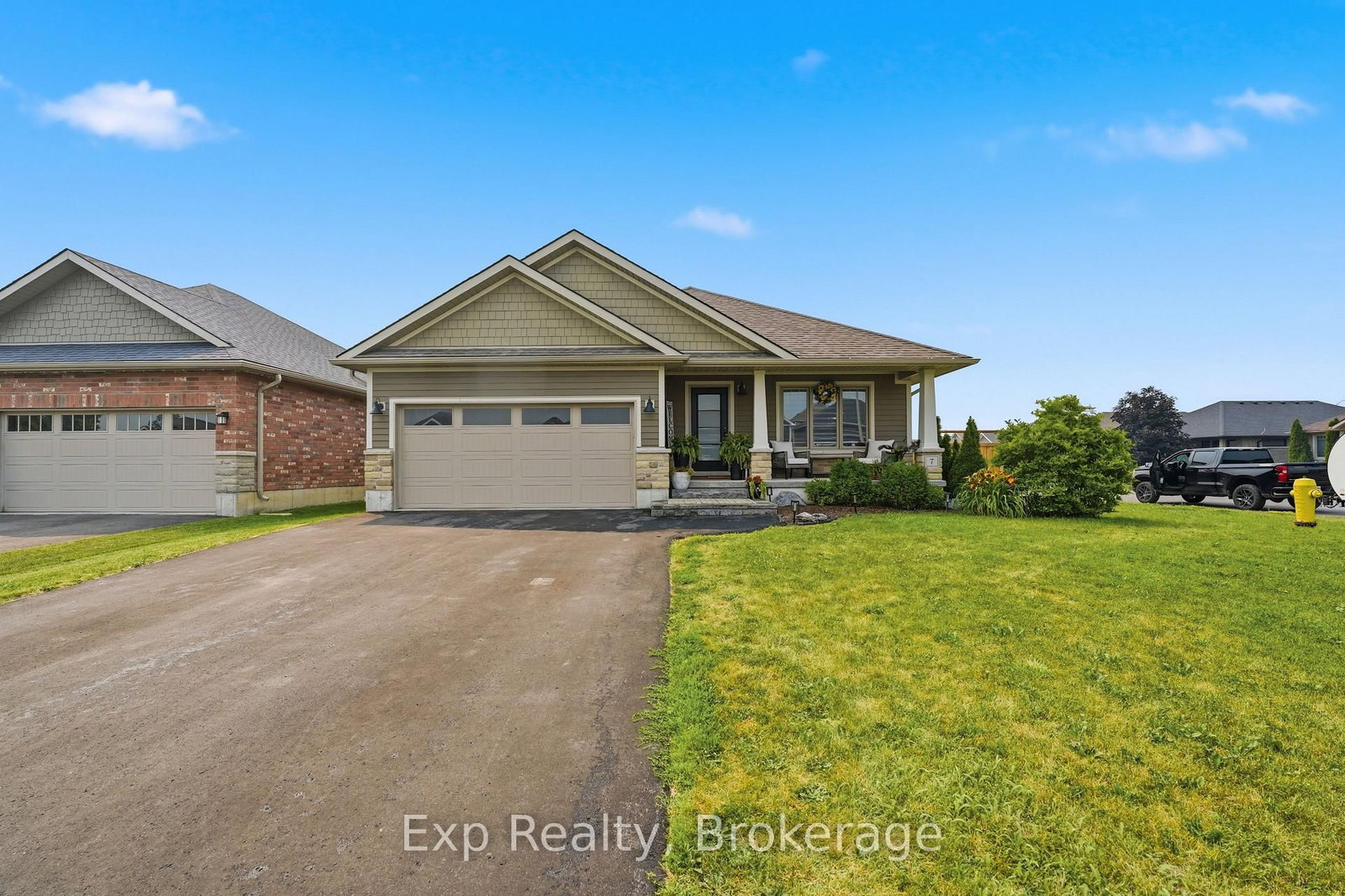 7 Tessa Boulevard • Belleville, ON photo 3