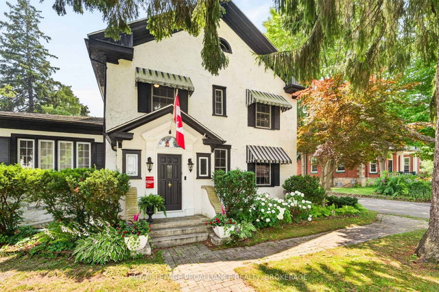 223 King Street W