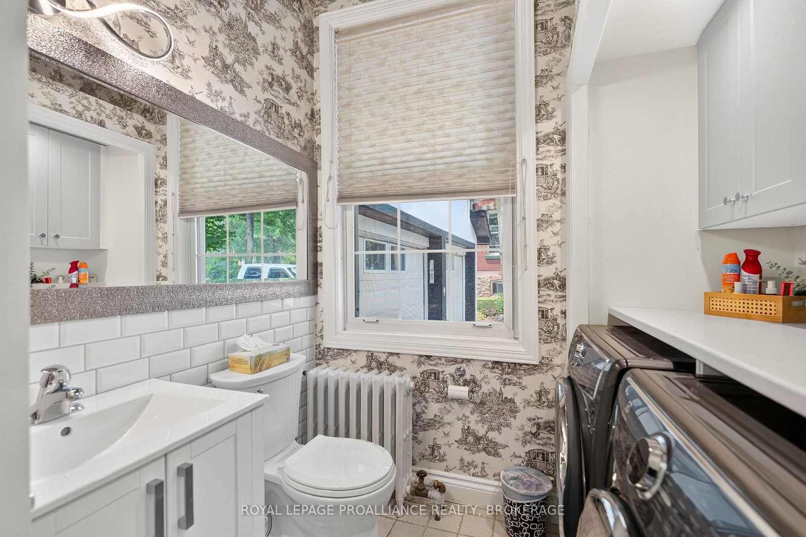 223 King Street W • Gananoque, ON photo 23