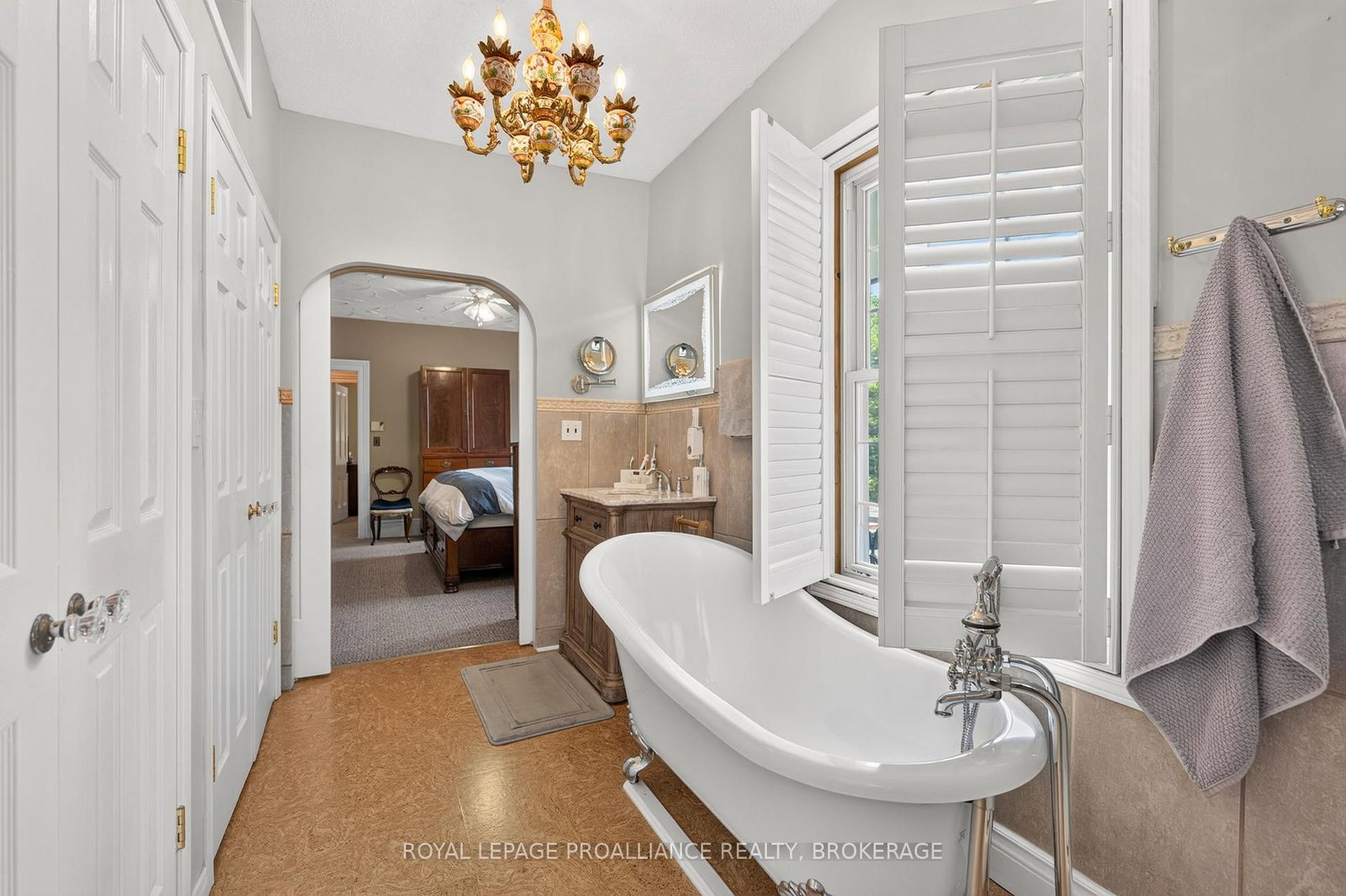 223 King Street W • Gananoque, ON photo 27
