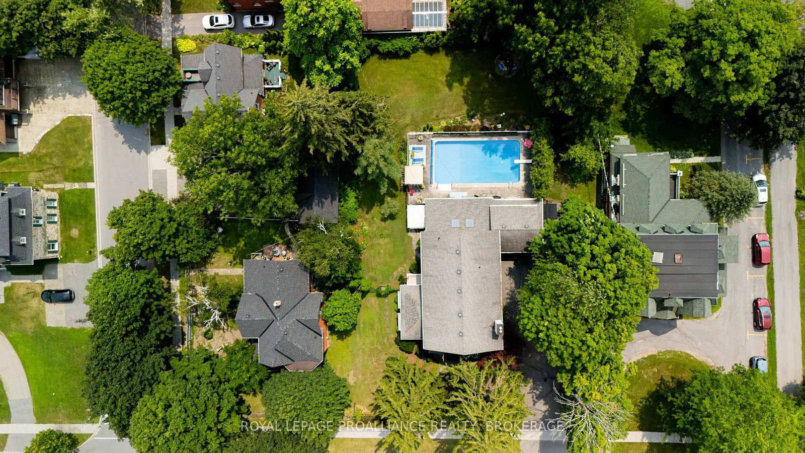 223 King Street W • Gananoque, ON photo 42
