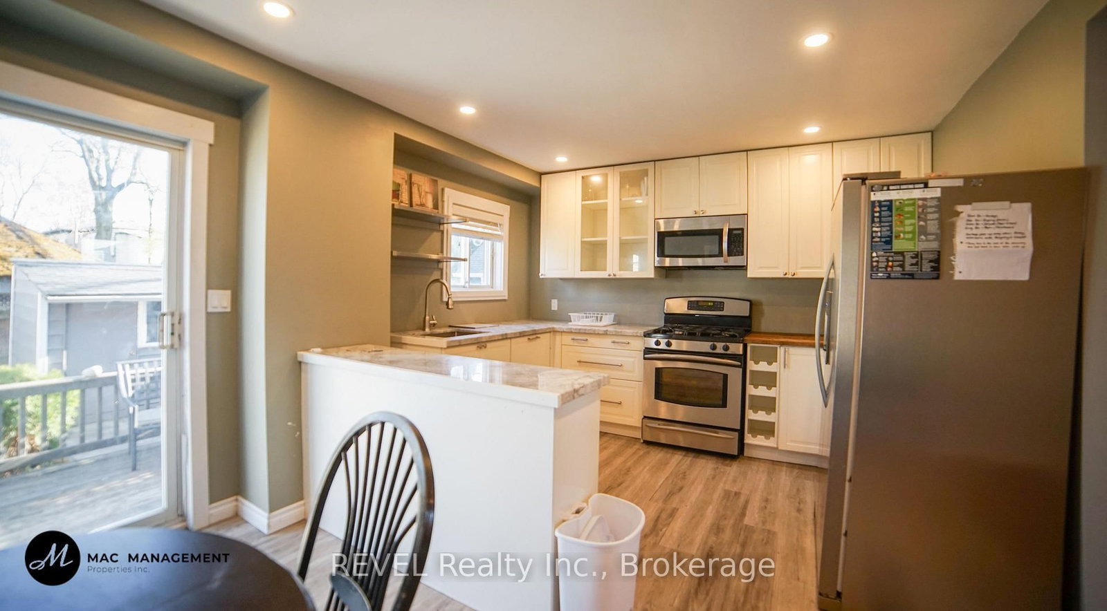 32 Edmund Street, St. Catharines 4