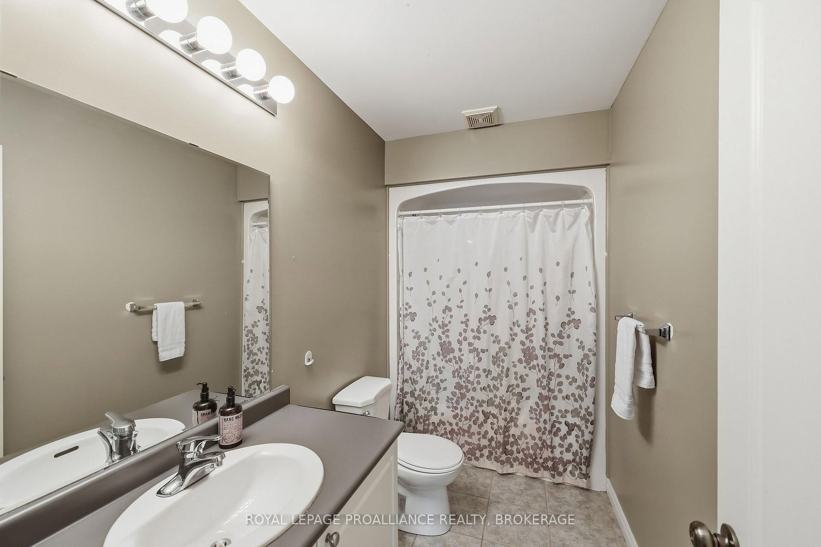 440 Conservatory Drive • Kingston, ON photo 29