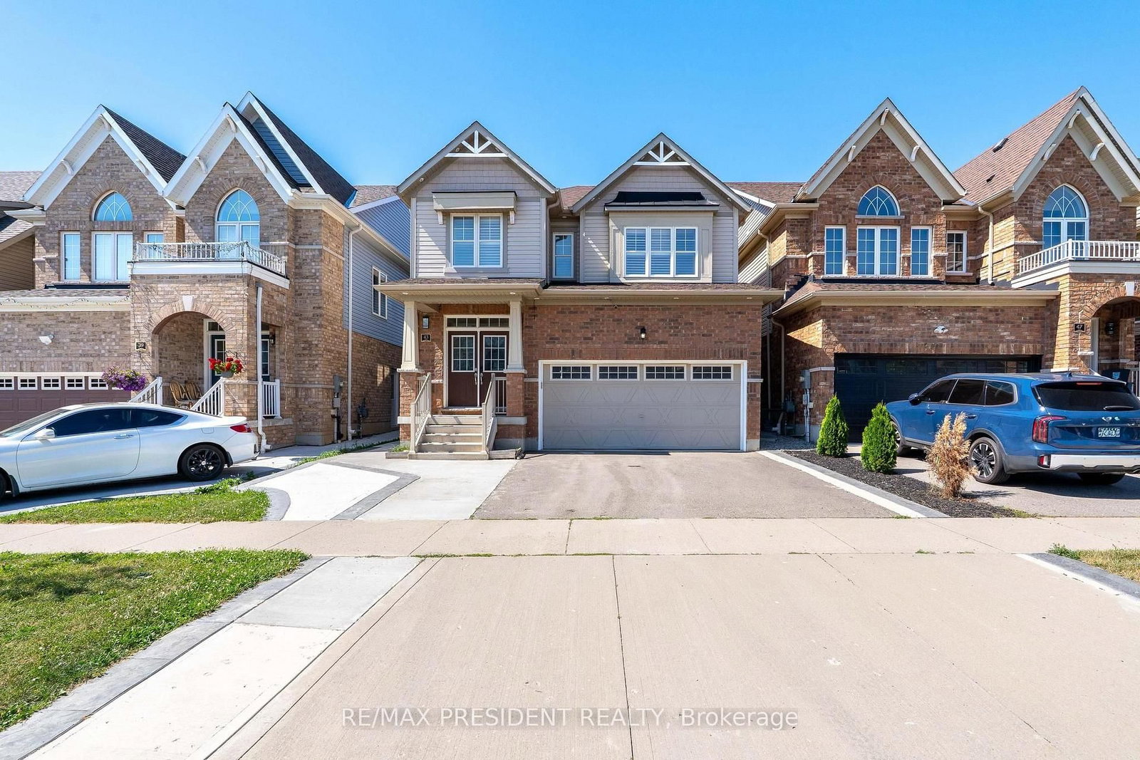 43 Mullholland Avenue • Cambridge, ON photo 2