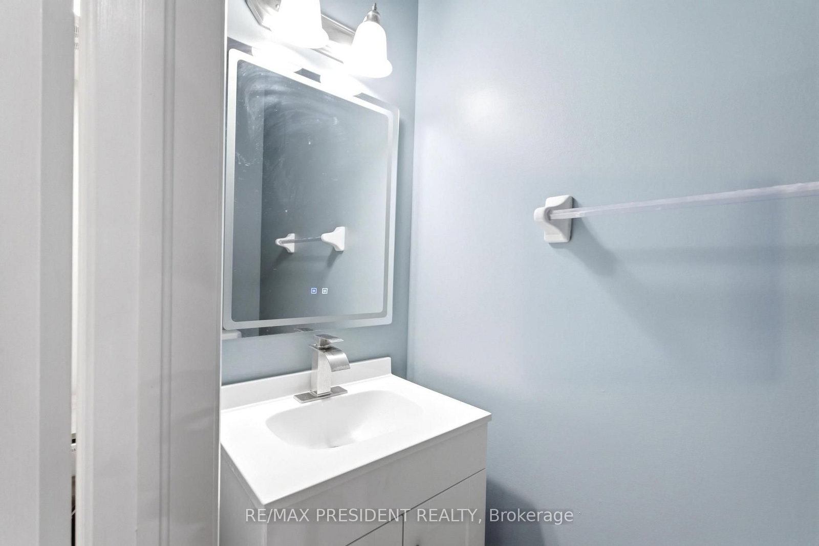 43 Mullholland Avenue • Cambridge, ON photo 21
