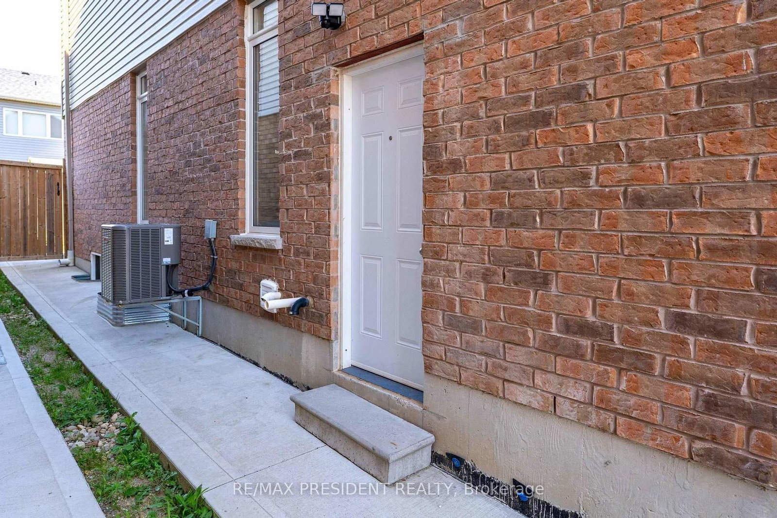 43 Mullholland Avenue • Cambridge, ON photo 48
