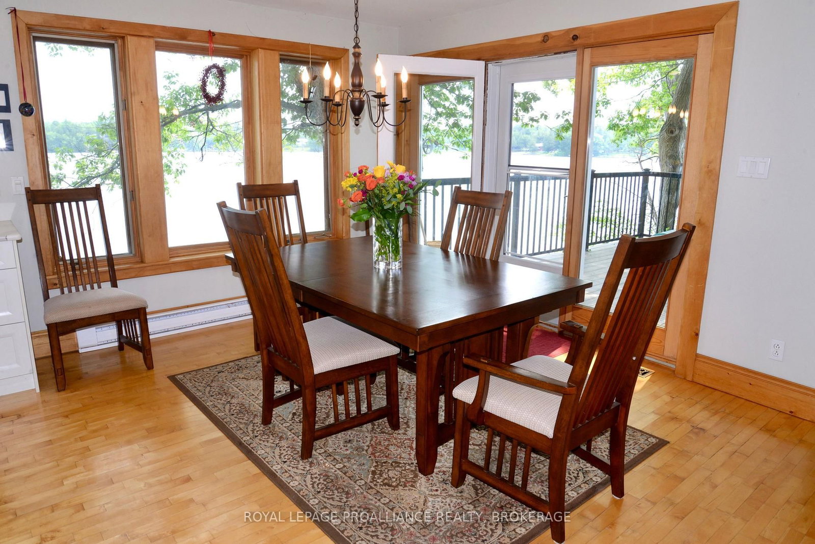 6079 Carleton Drive • Verona, ON photo 9