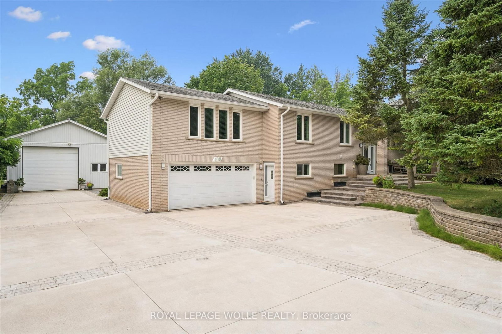 168 Brewery Street • Wilmot, ON photo 3