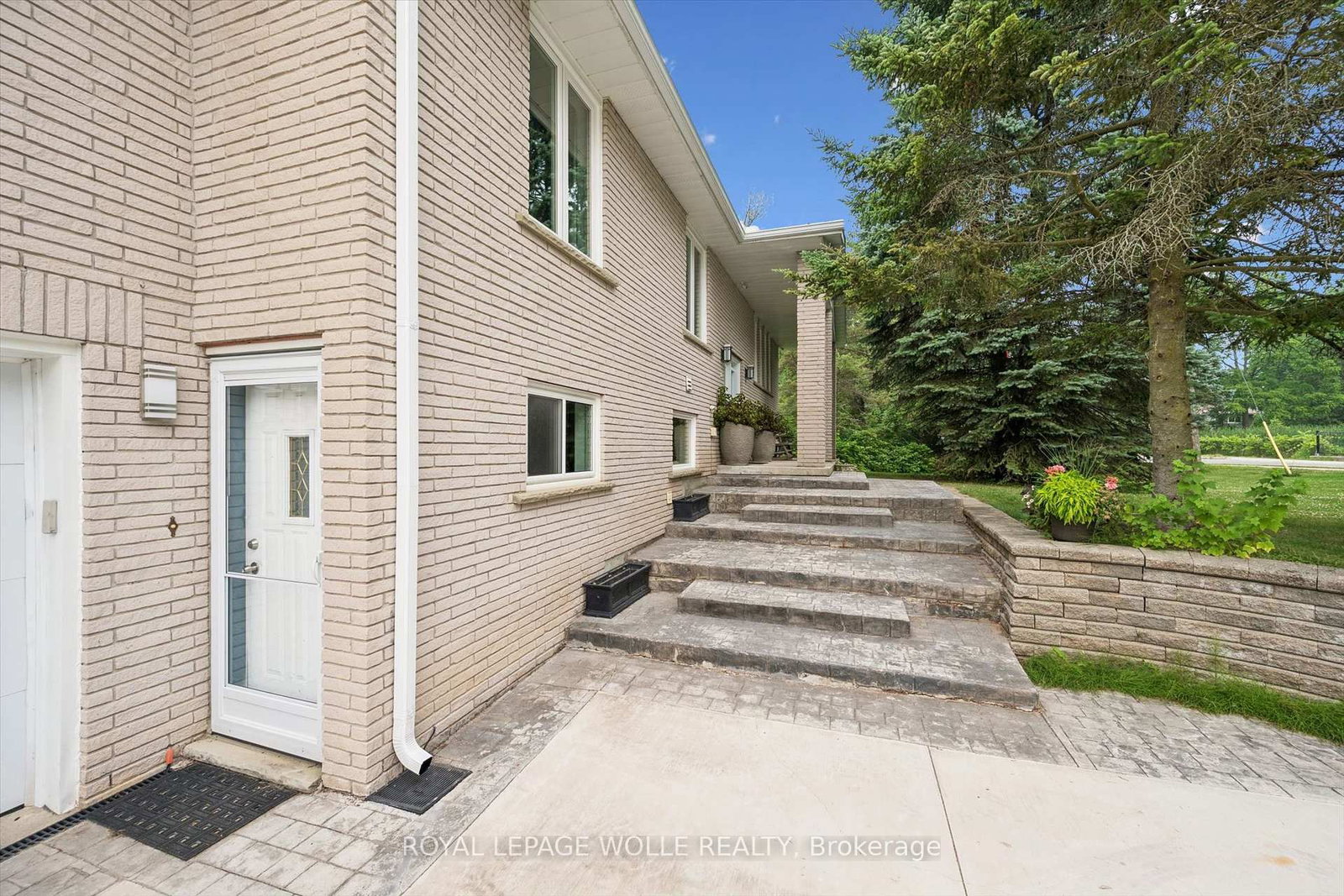 168 Brewery Street • Wilmot, ON photo 4