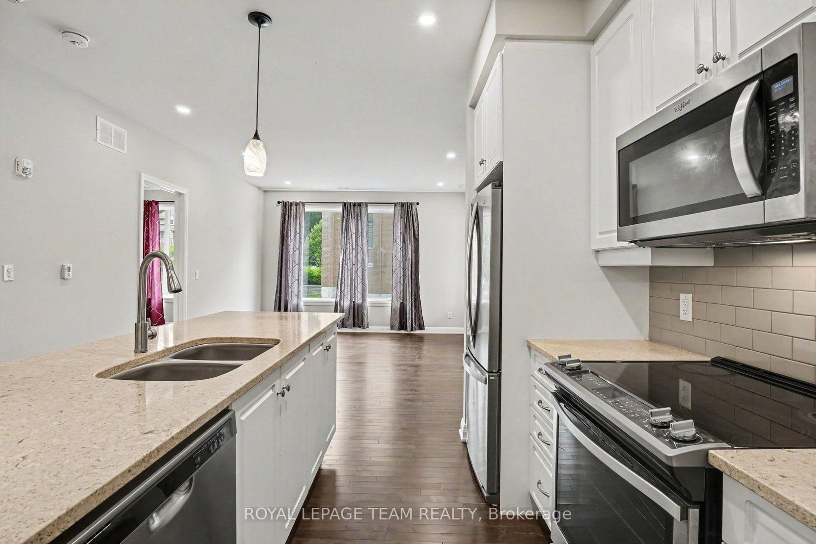 190 Boundstone Way • #104 • Ottawa, ON photo 10