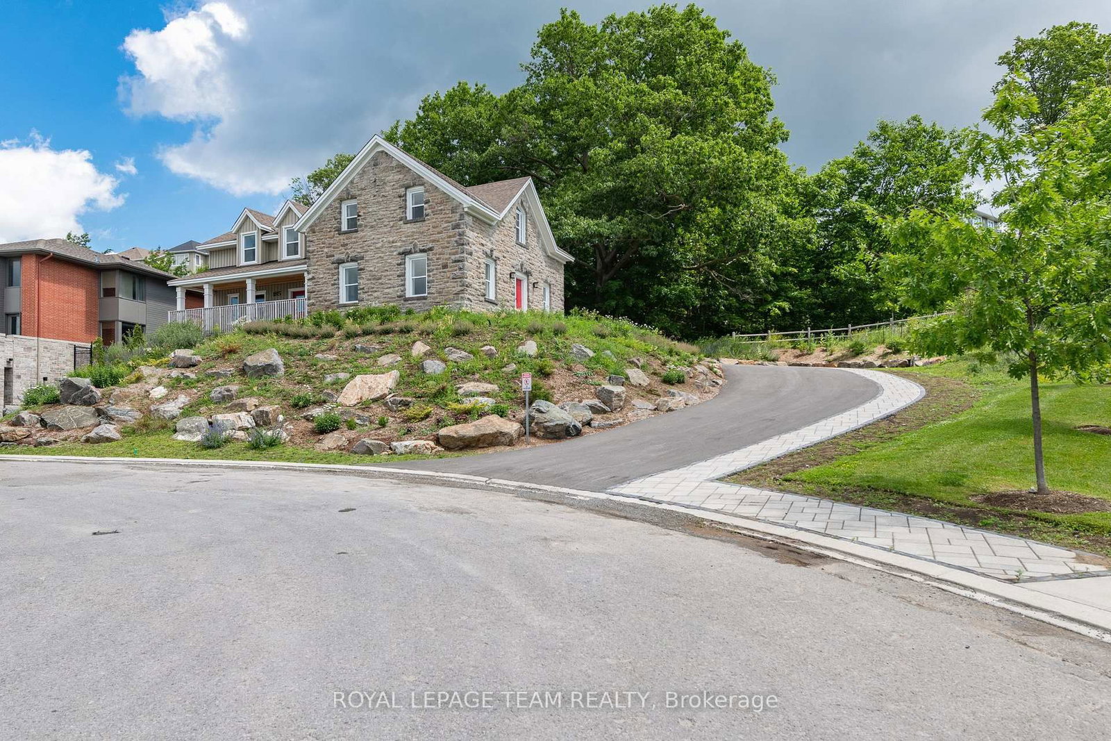 190 Boundstone Way • #104 • Ottawa, ON photo 26