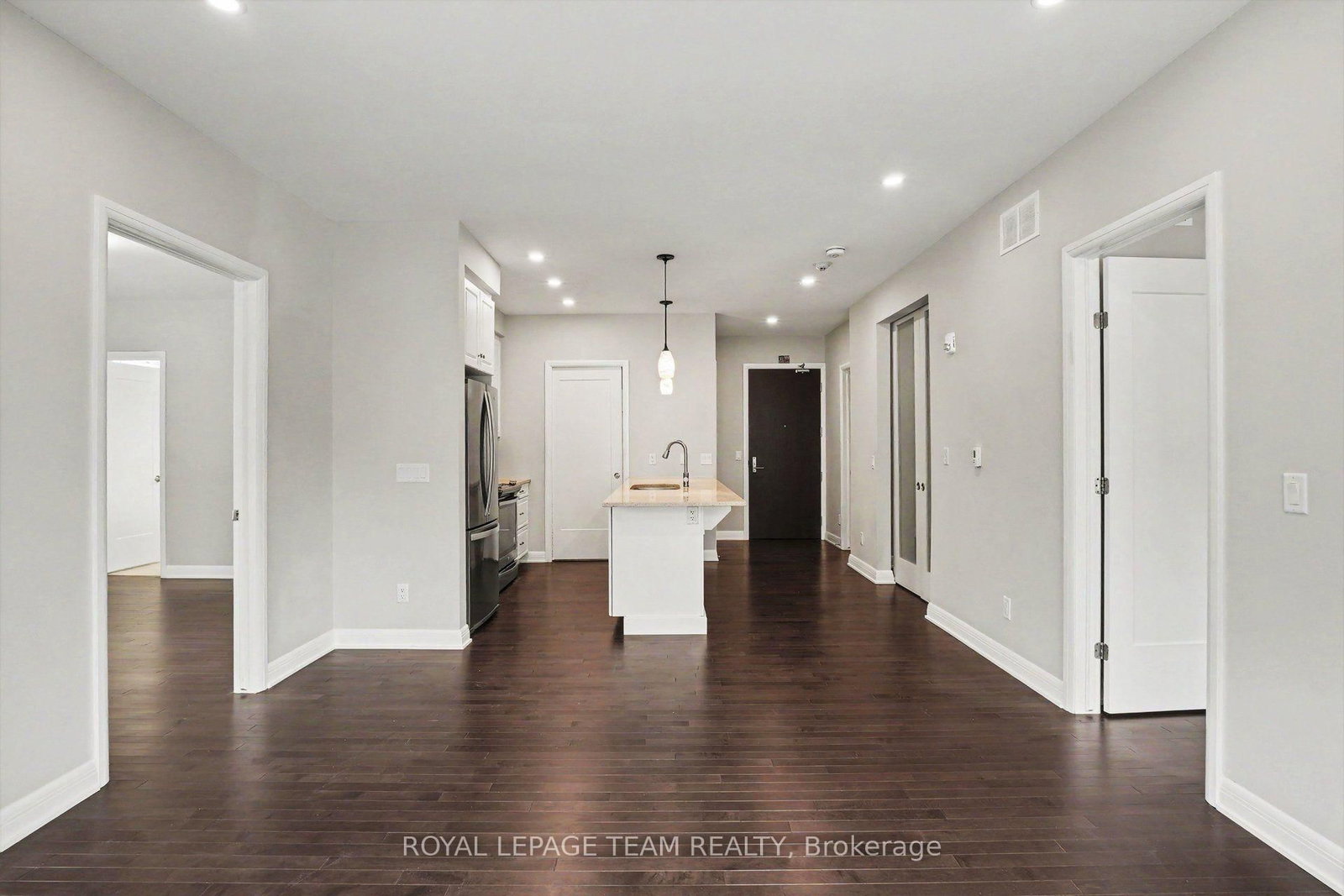 190 Boundstone Way • #104 • Ottawa, ON photo 5