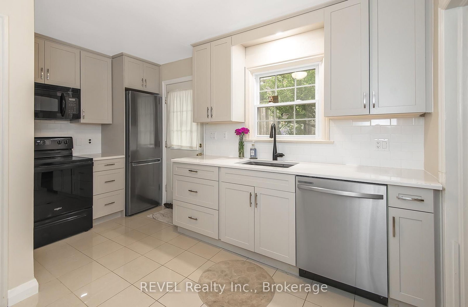 113 St. Paul Crescent • St. Catharines, ON photo 11