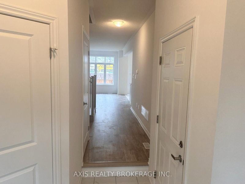7456 Baycrest Common