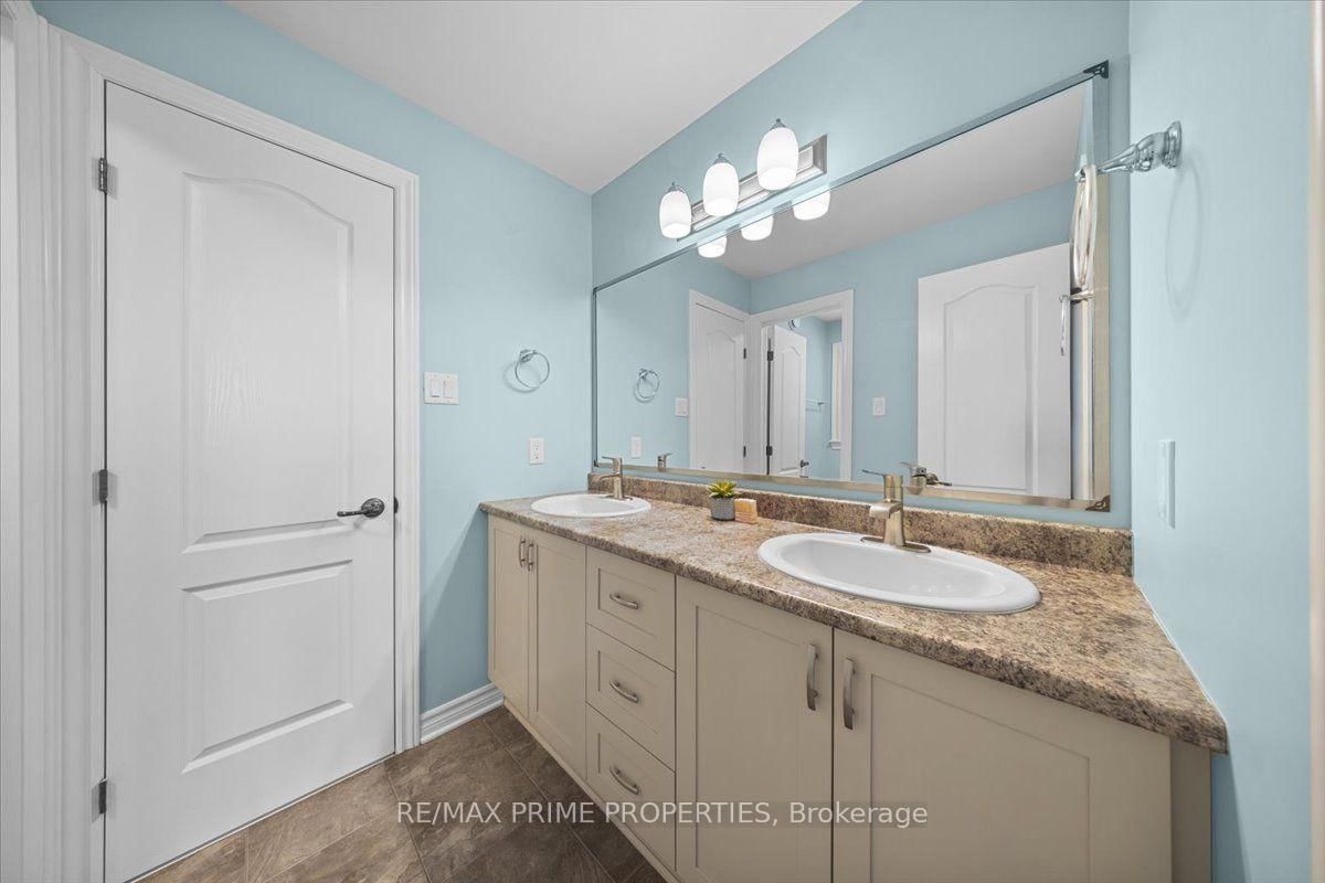 816 Azure Street • Orleans, ON photo 36