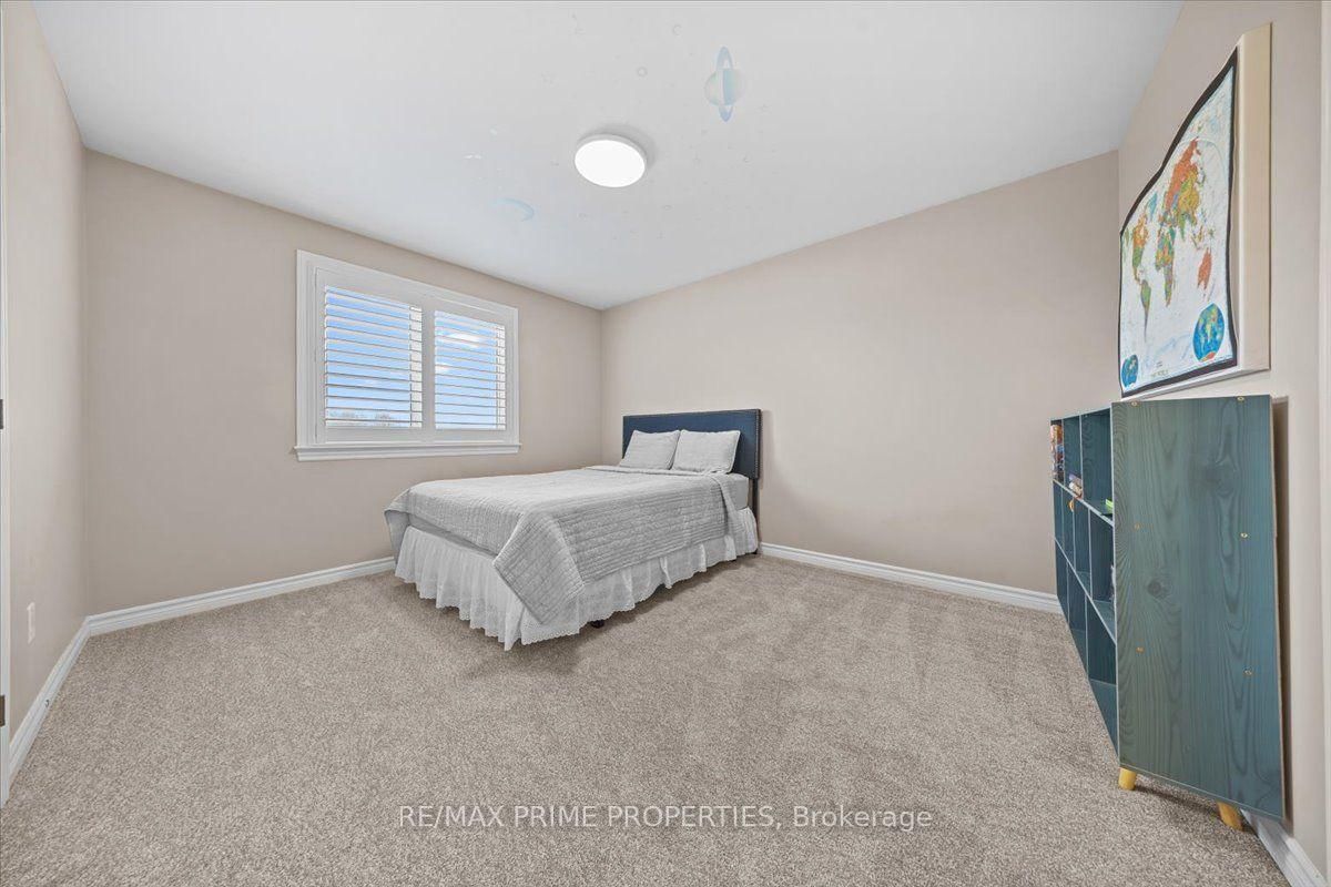 816 Azure Street • Orleans, ON photo 37