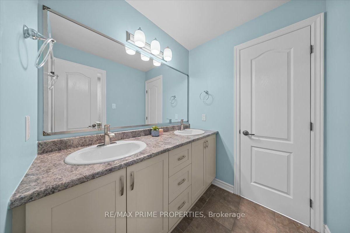 816 Azure Street • Orleans, ON photo 38