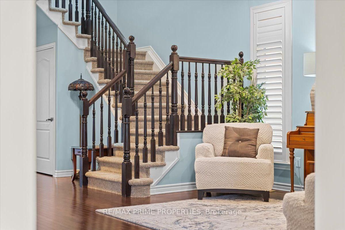 816 Azure Street • Orleans, ON photo 5