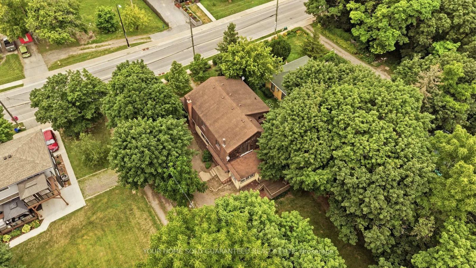 211 Canborough Street • West Lincoln, ON photo 27