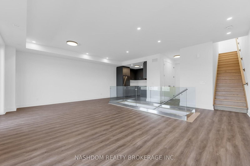 146 Everett Common