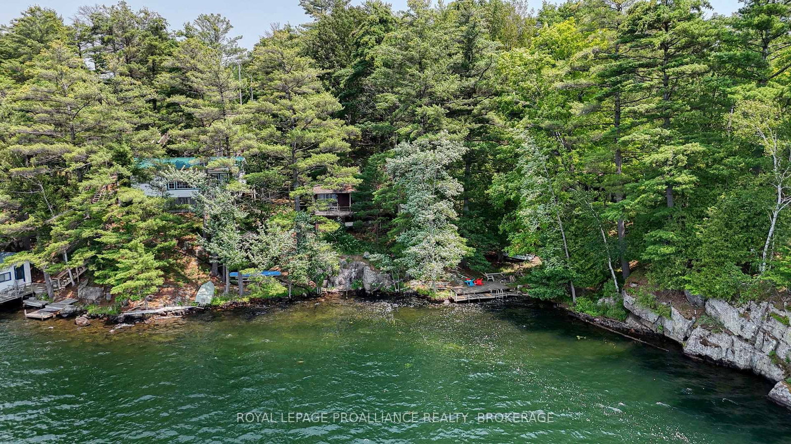 1135 Twin Island Lane • Perth Road, ON photo 3