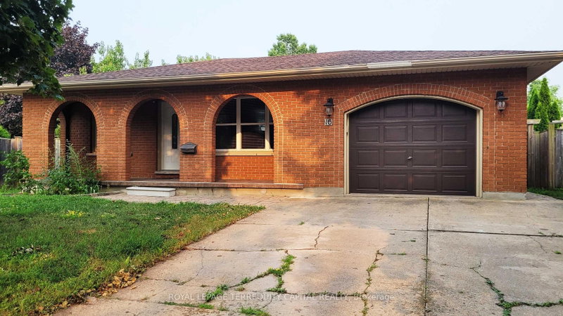 home for lease on 16 Mayfair Court