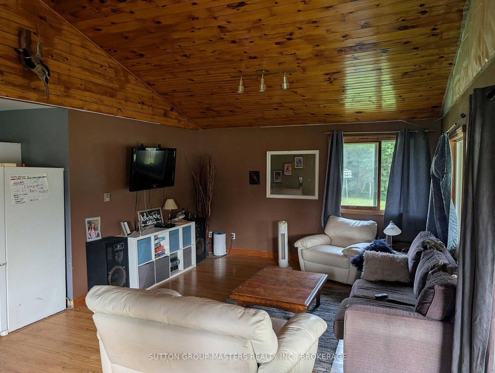 811 Pierces Lane • Leeds and the Thousand Islands, ON photo 8