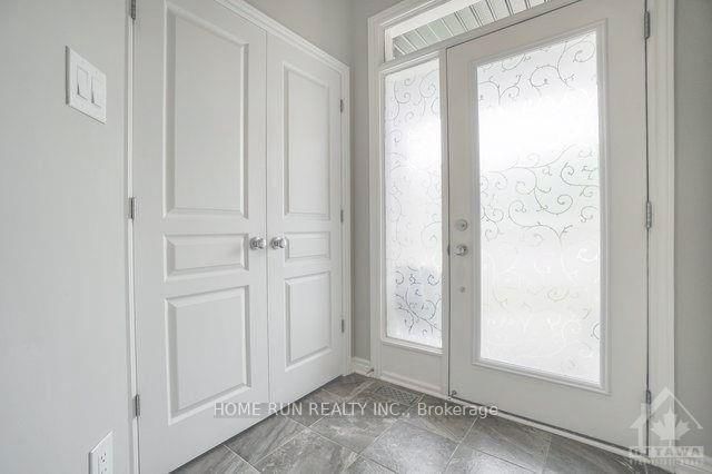 637 Tennant Way • Ottawa, ON photo 5