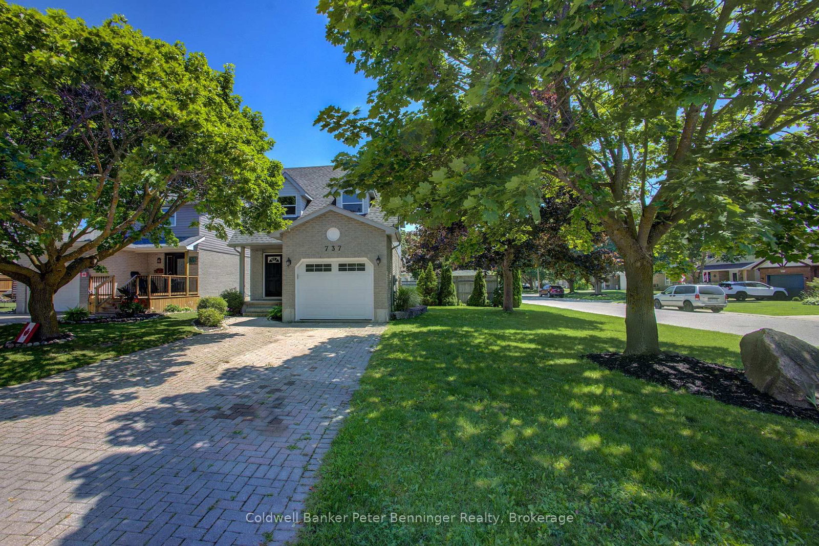 737 Mackendrick Drive • Kincardine, ON photo 1