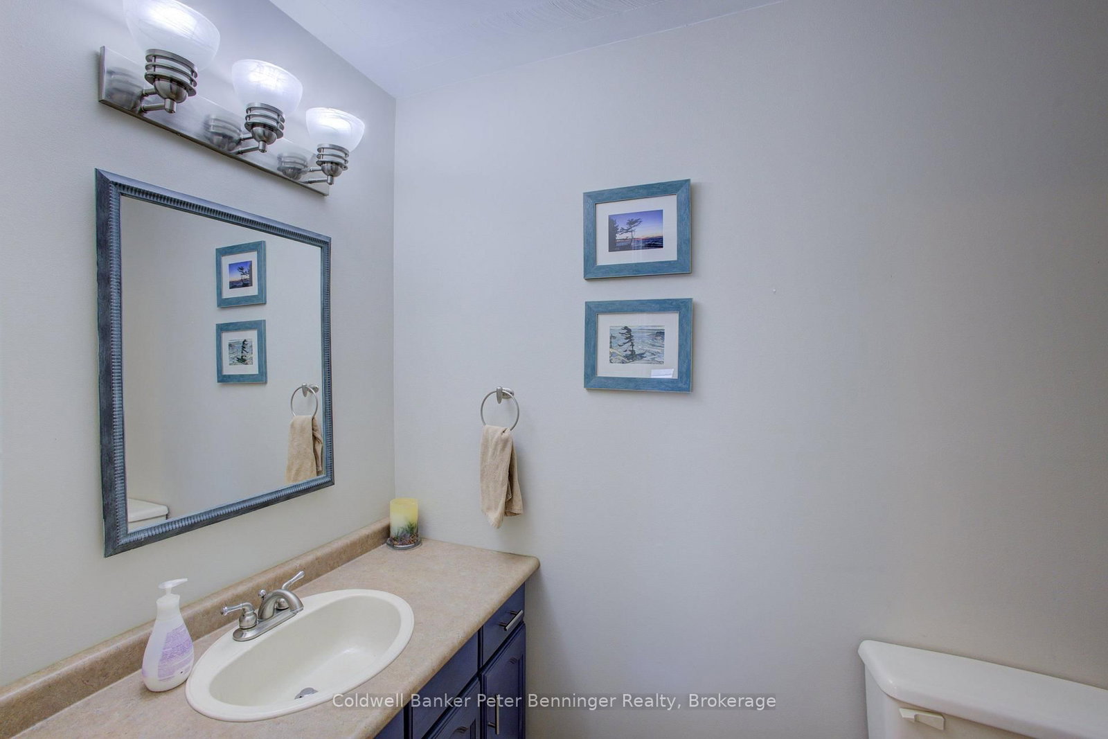 737 Mackendrick Drive • Kincardine, ON photo 17