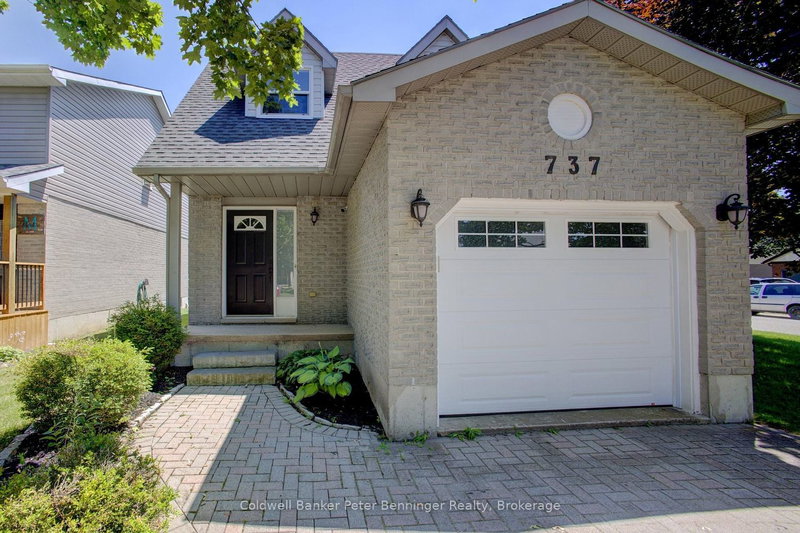 737 Mackendrick Drive
