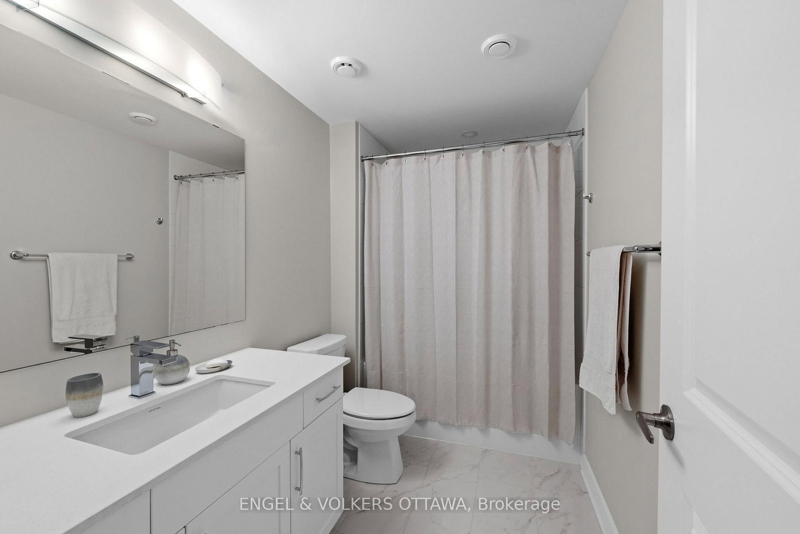 351 Shuttleworth Drive • Ottawa, ON photo 41