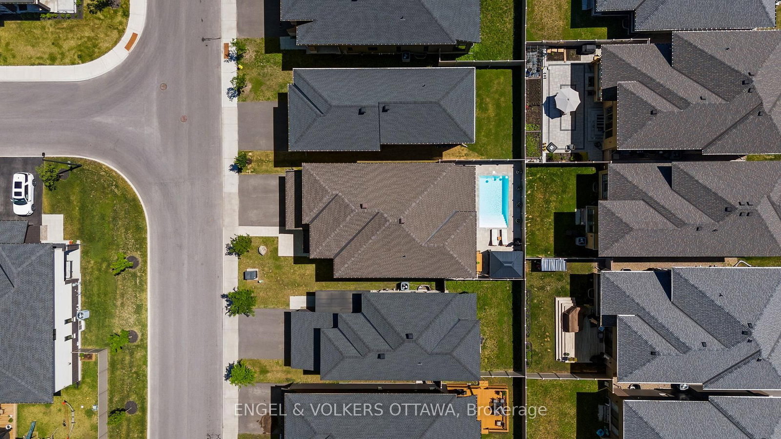 351 Shuttleworth Drive • Ottawa, ON photo 47