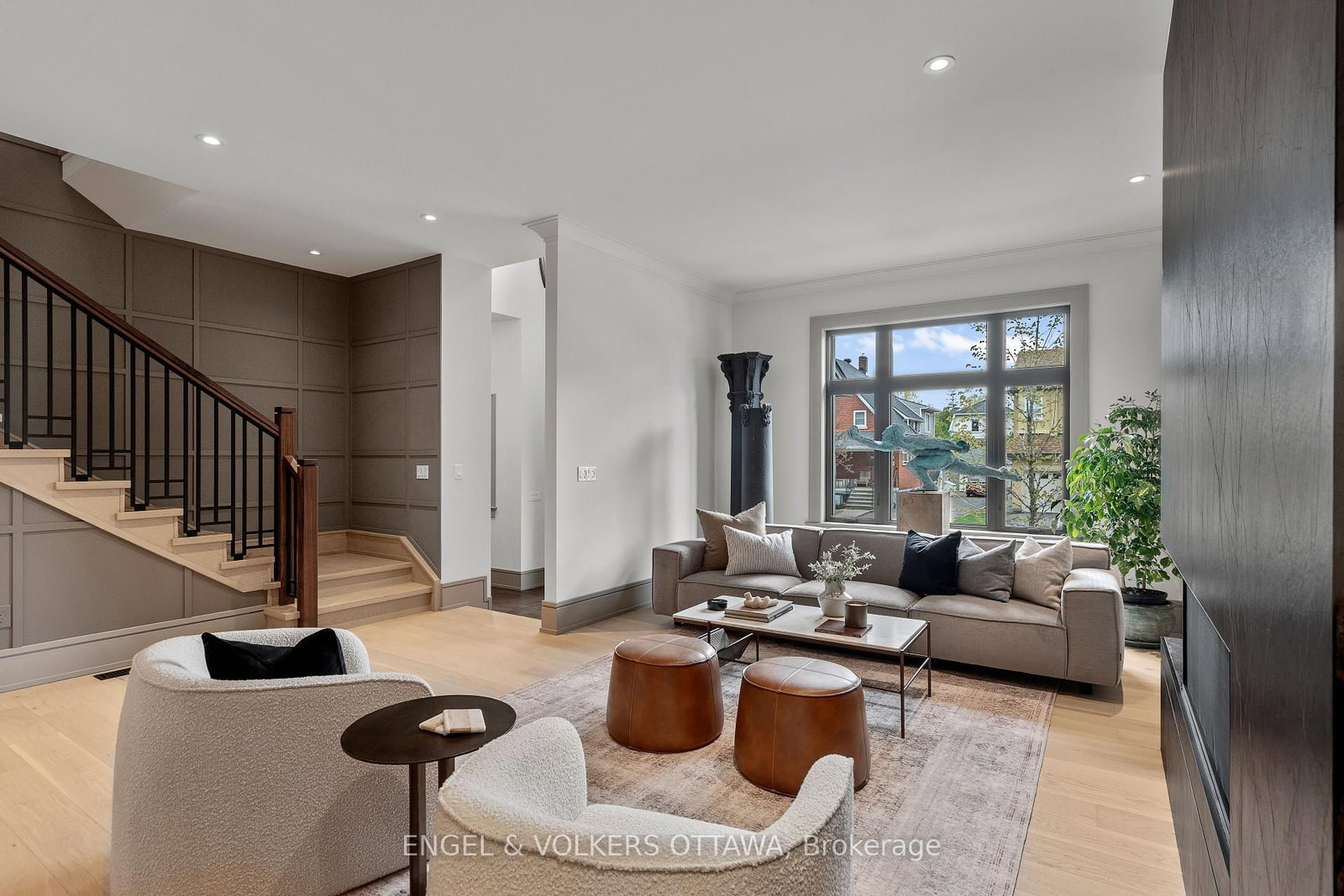 37 Clarendon Avenue • Ottawa, ON photo 8