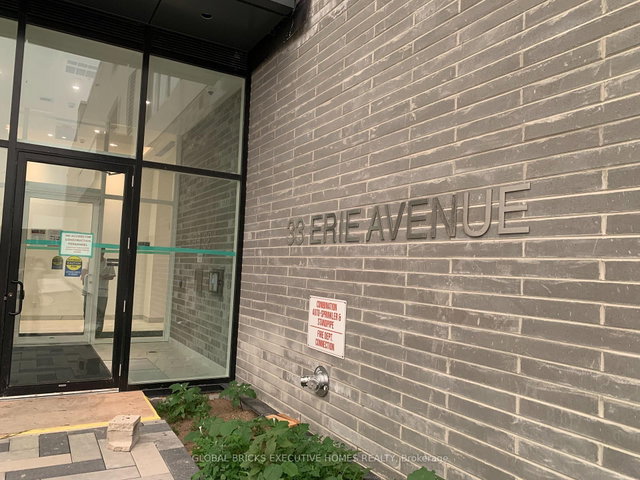1806 - 33 Erie Avenue