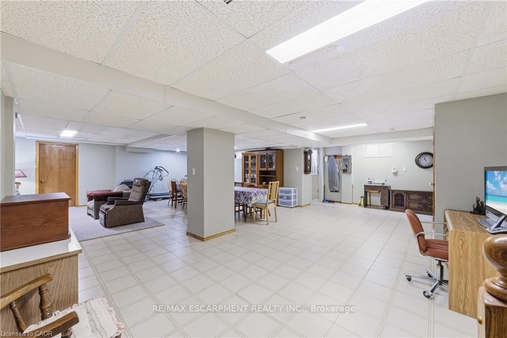 546 Dicenzo Drive • Hamilton, ON photo 29