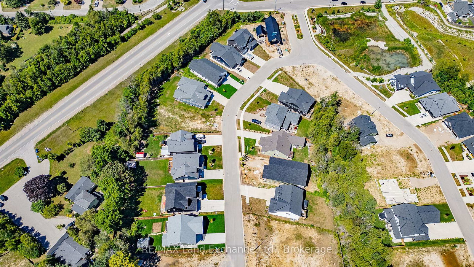 25 LAKEFOREST Drive • Saugeen Shores, ON photo 34