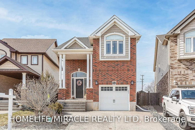 home for lease on 944 Dunblane Court