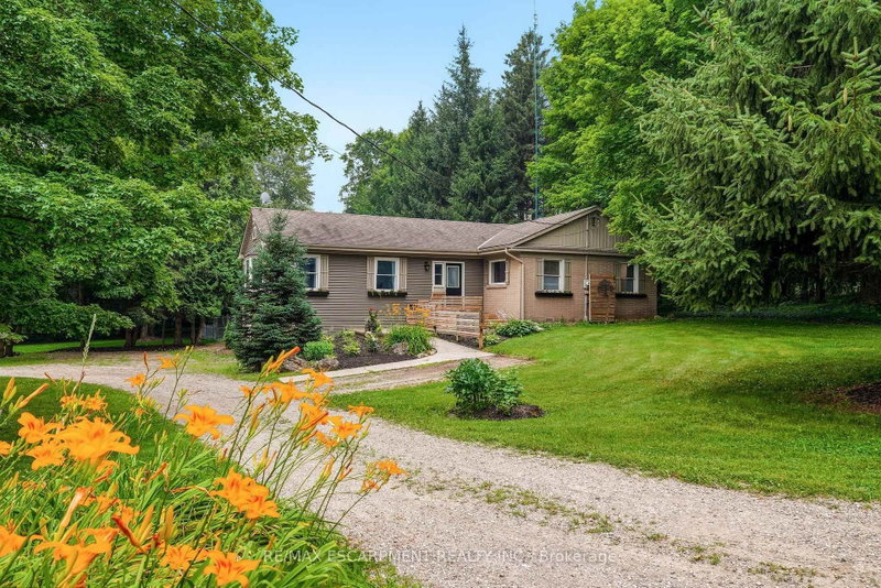 318 10th Concession Road E