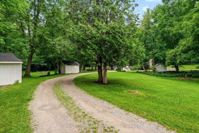 318 10th Concession Road E • Hamilton, ON photo 5